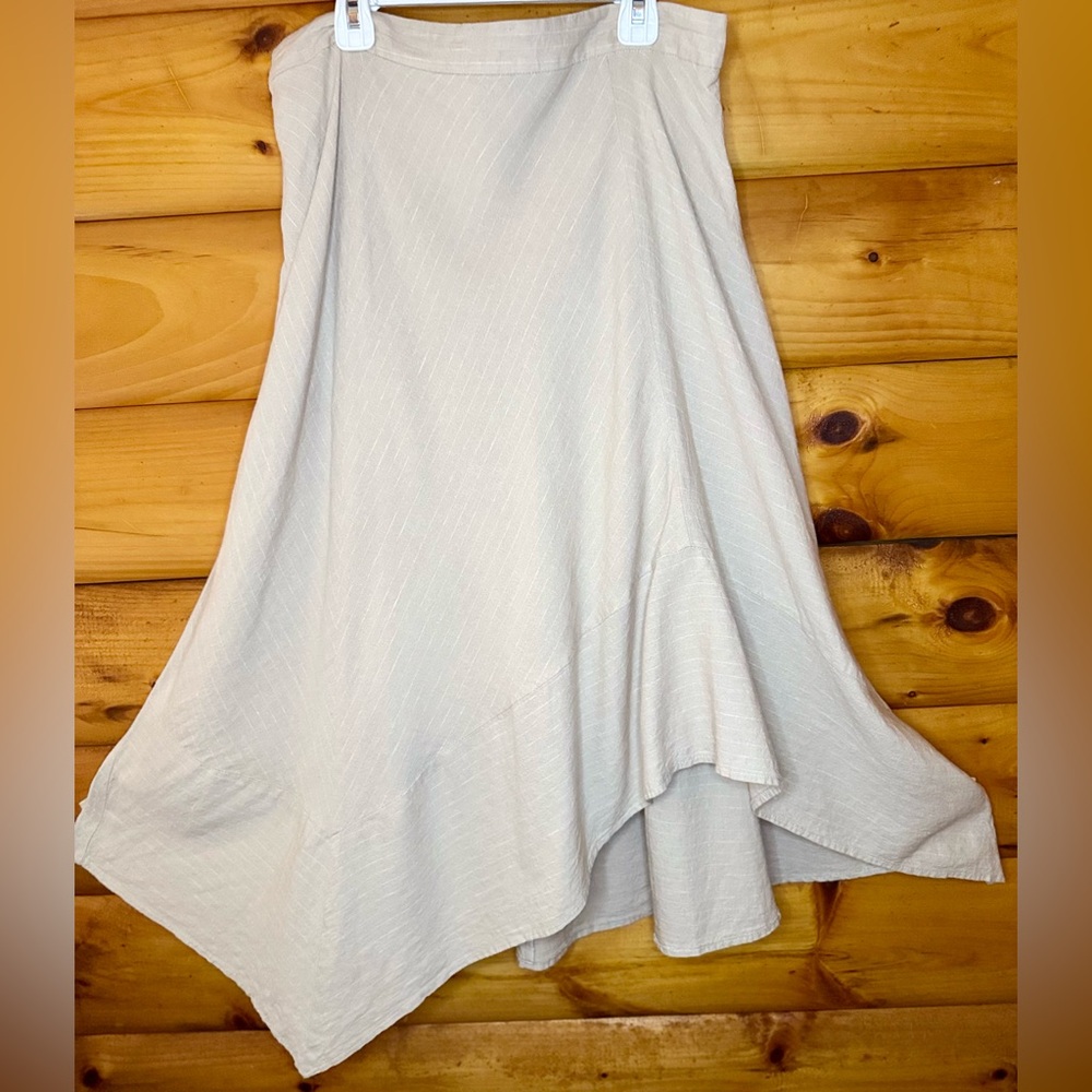 DKNYC Cream Asymmetrical Handkerchief Hem Skirt